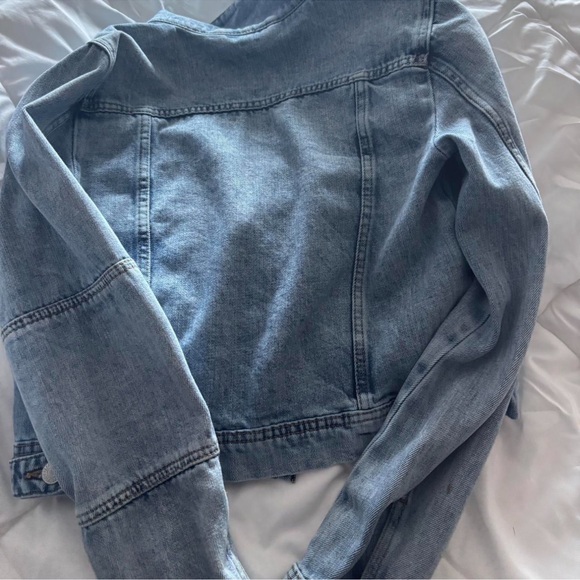 Denim Jacket with Button Closure - Picture 2 of 3